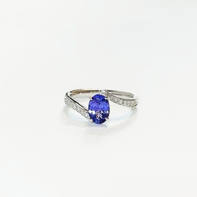 Tanzanite ring 0.84ct Pt900