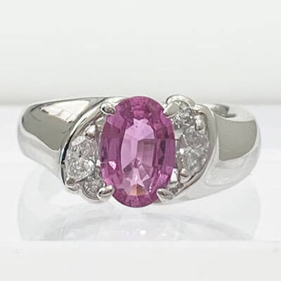 เรารับซื้อแหวนบุษราคัม 1.30 กะรัต PT900 เรารับซื้อแหวนบุษราคัม 1.30 กะรัต PT900