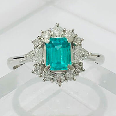 Emerald Ring 0,68ct Pt900